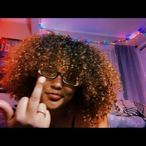 Meet your Posher, Sierra